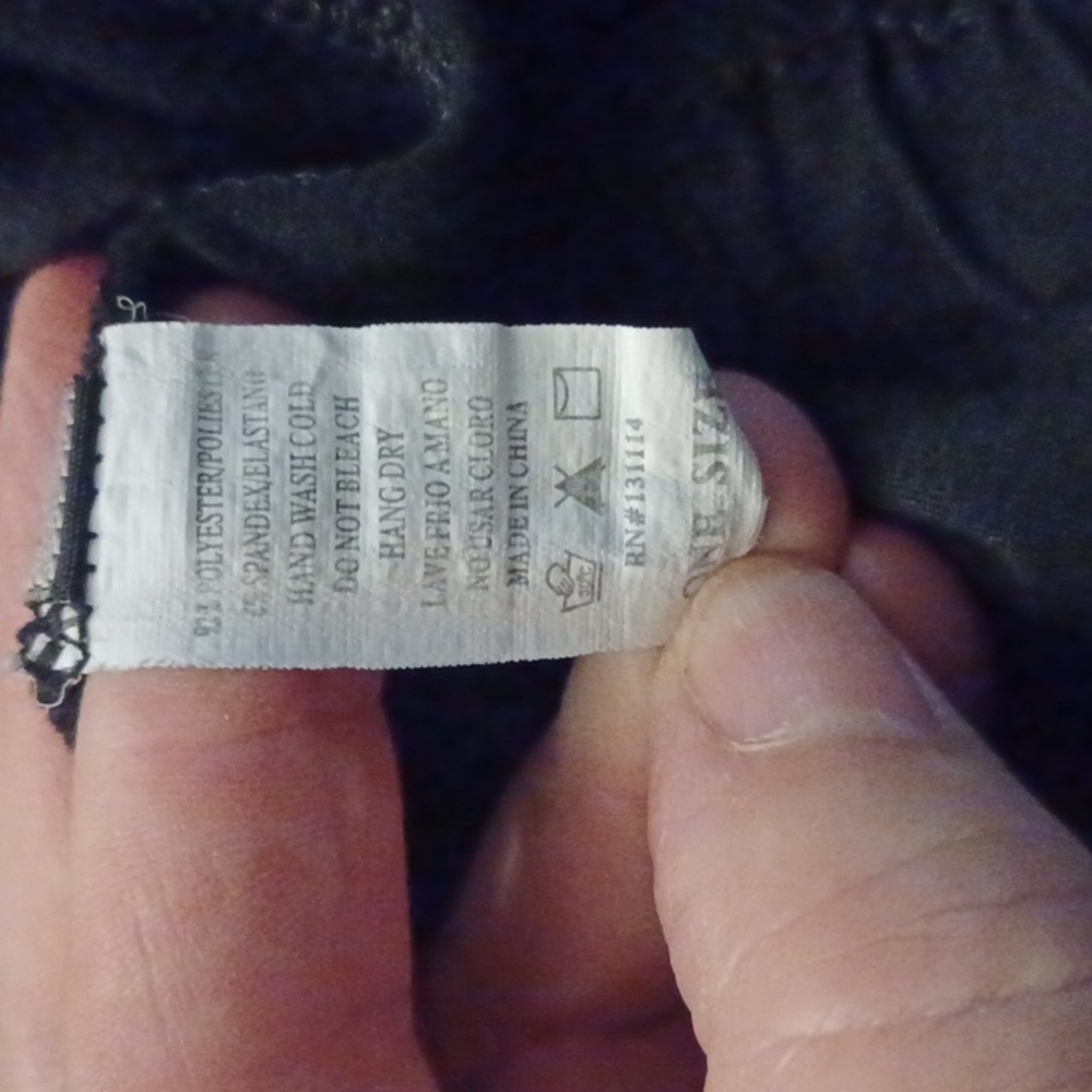 $4 Add-on Plain Black Leggings - O/S (Fits Small) - Picture 6 of 6